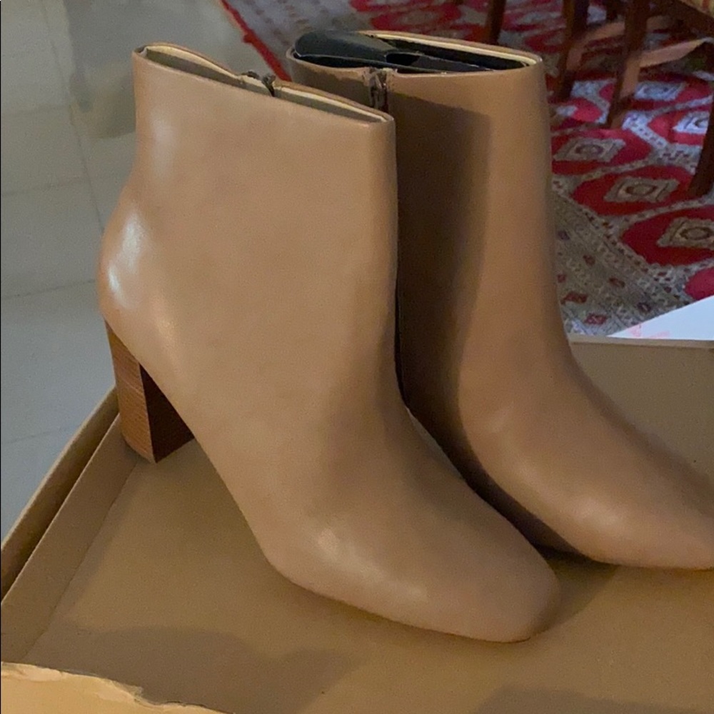 ZARA size 10 ankle booties NEW